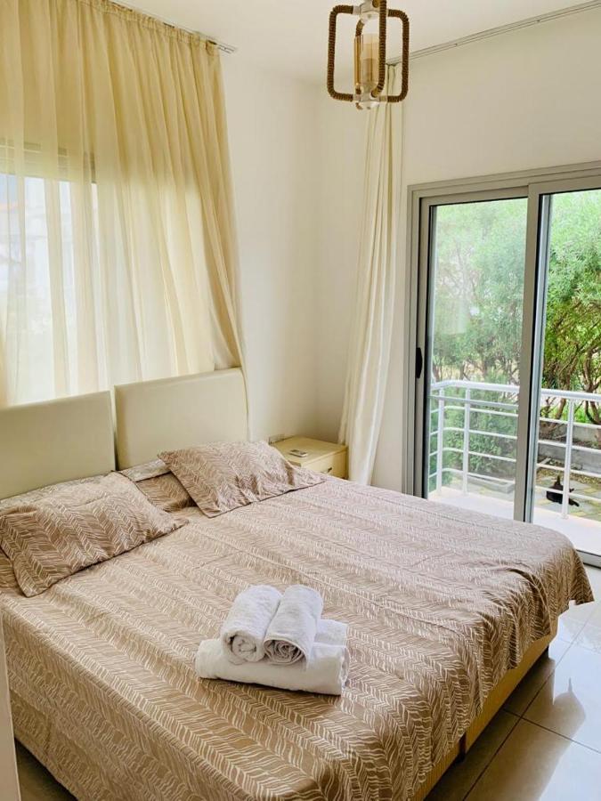 Beautiful & Quiet Two-Bedroom Apartment With Private Garden Lukomorye C1 Кіренія Екстер'єр фото